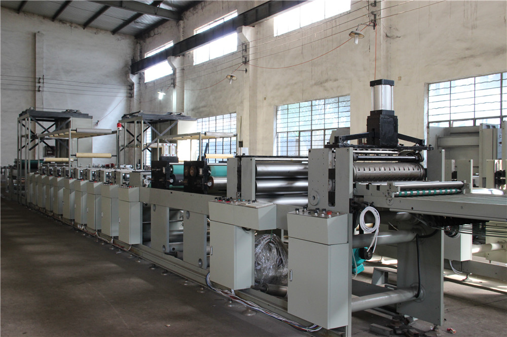 扑克机械-浙江武义华东实业有限公司简述扑克牌的生产流程